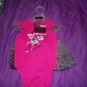 DDG Darlings snap crotch lace trimmed top and ruffled sequined skirt NWT sz3/6M